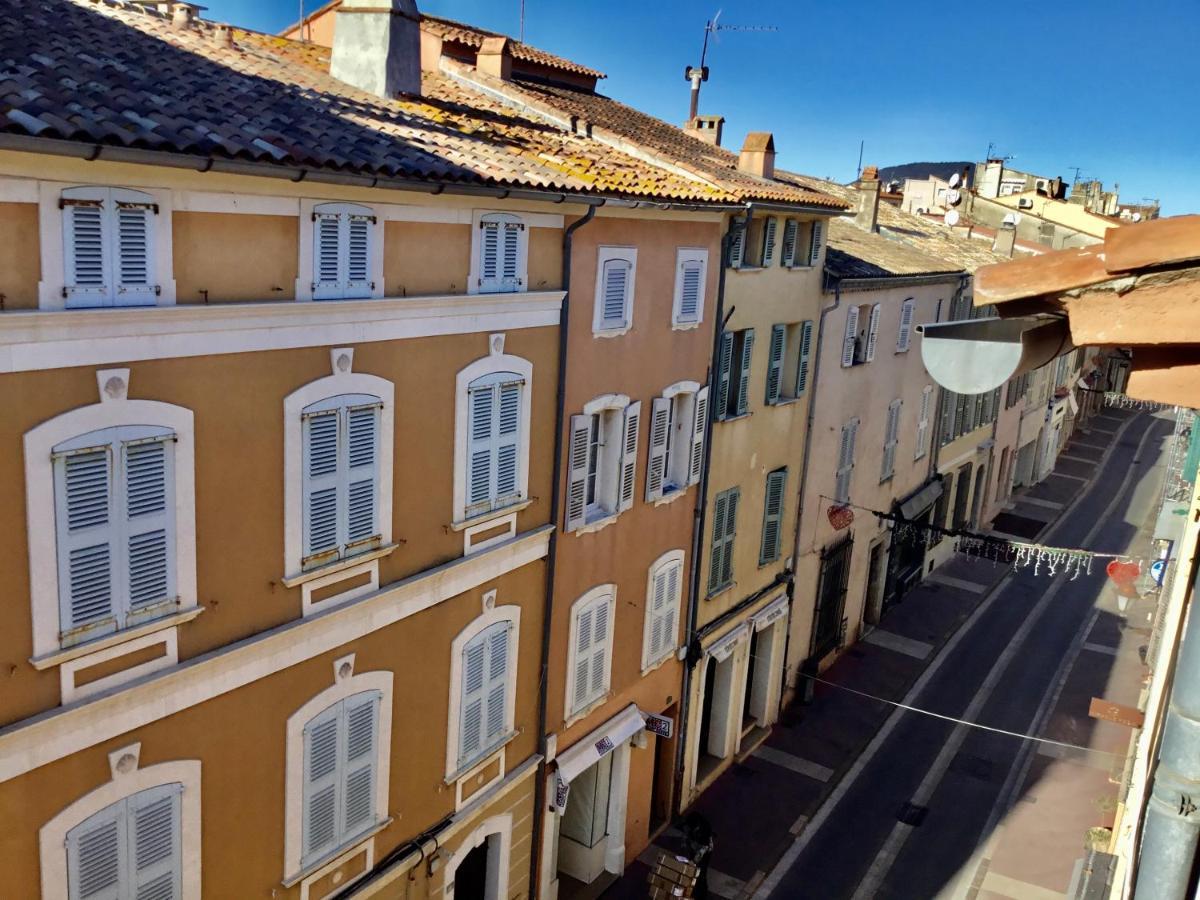 Ravissant Studio Climatise Gambetta Misericorde Au Coeur De Σαιν-Τροπέ Εξωτερικό φωτογραφία