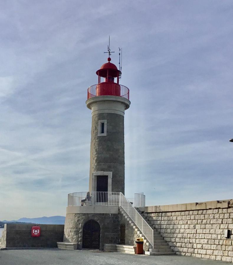 Ravissant Studio Climatise Gambetta Misericorde Au Coeur De Σαιν-Τροπέ Εξωτερικό φωτογραφία